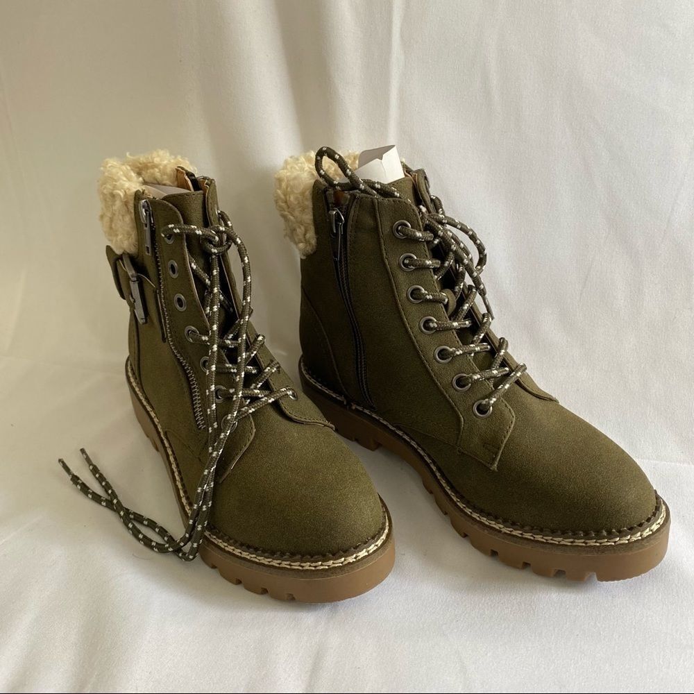 Universal Thread Women’s Olive Green Combat Boots